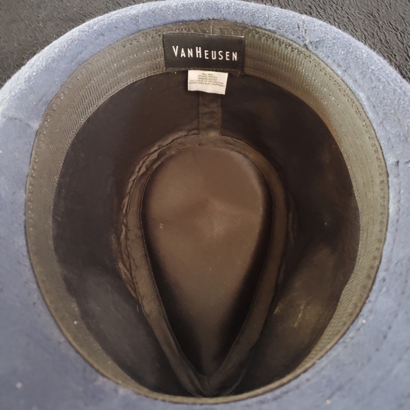 Van Heusen fedora - Picture 5 of 5